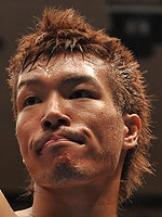 勴 T