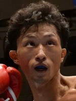 镔 D