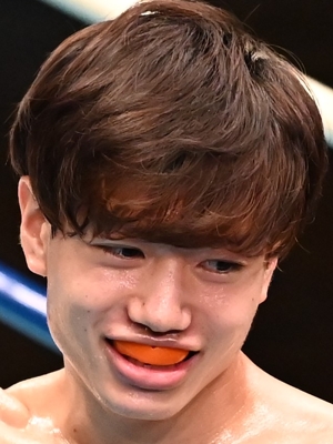  ϖ