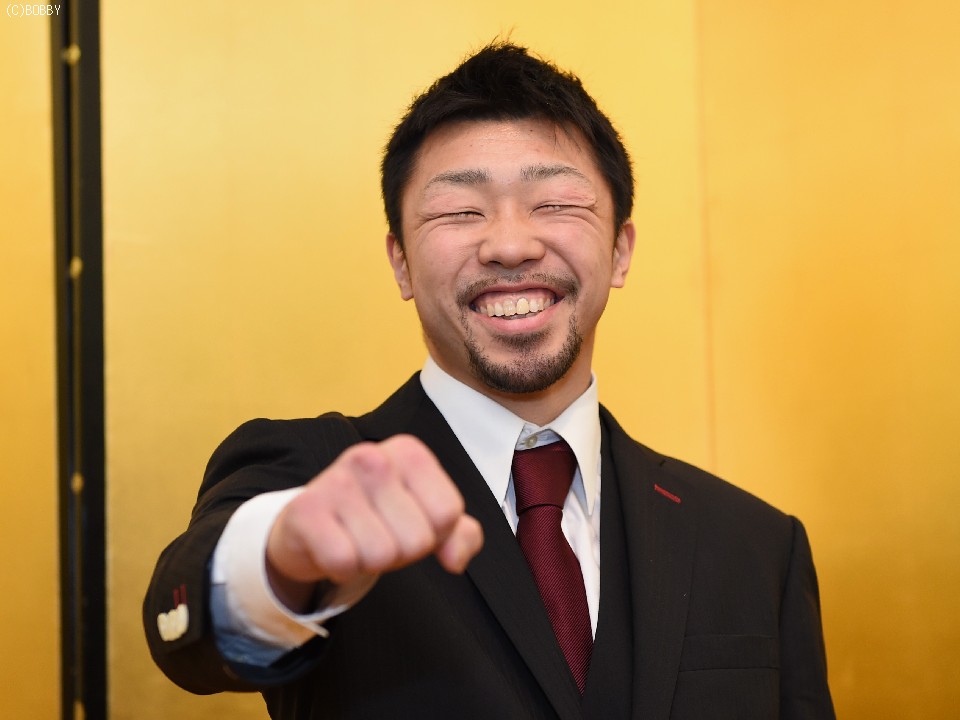 ���d�~�A�����錾