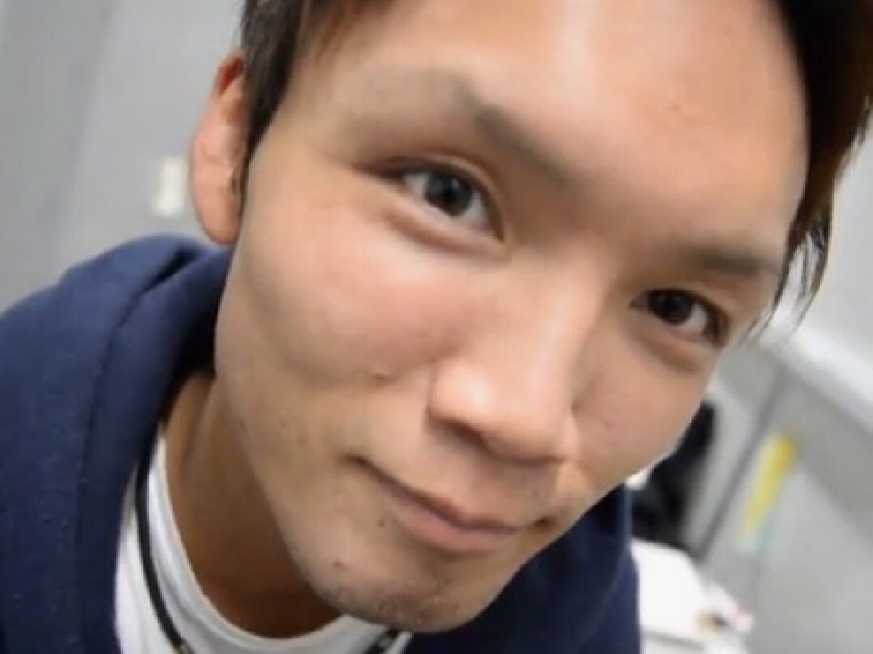 vE(^ix)