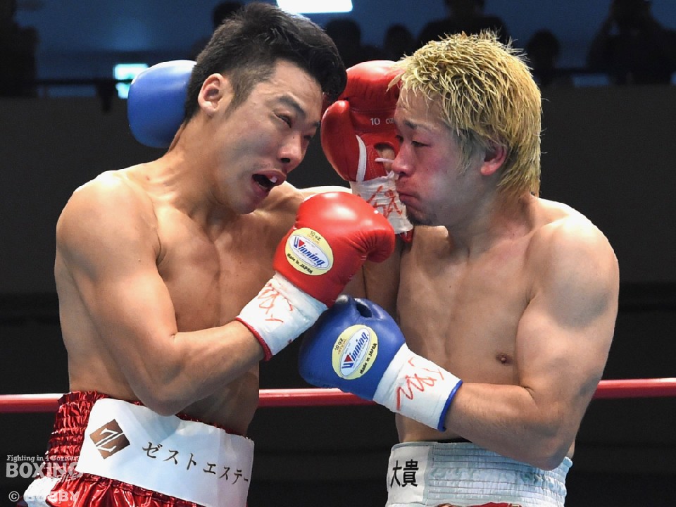 日本ミドル級王座戦は序盤にKO決着!