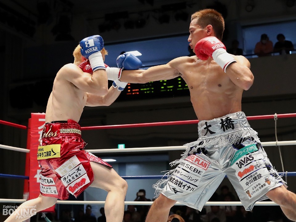 バンタム級トーナメント準決勝は衝撃KO決着!