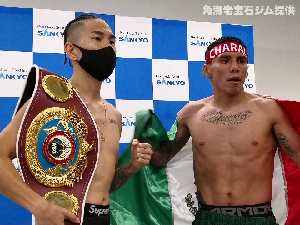 井岡一翔が計量をパス!
