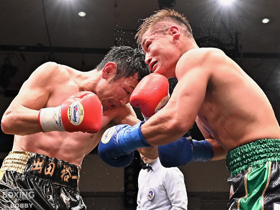 ベルト統一を目指して激戦!