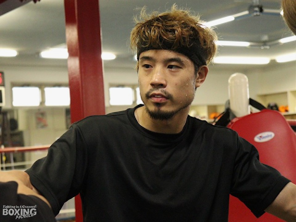 辰吉寿以輝「殴って殴ってKO!」